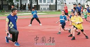 2011 圣路易斯奇迹：常规赛最后 30 天红袜崩盘，红雀上演了 10.5 场胜差的大逆转