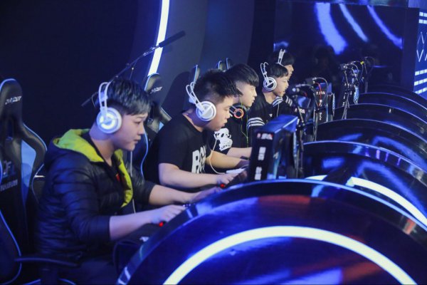 赛的挺进步 赛的挺进步