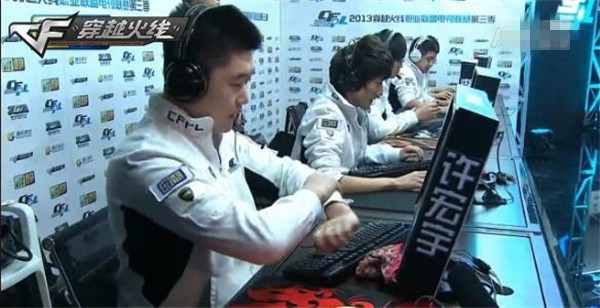 在现代足球 在现代足球